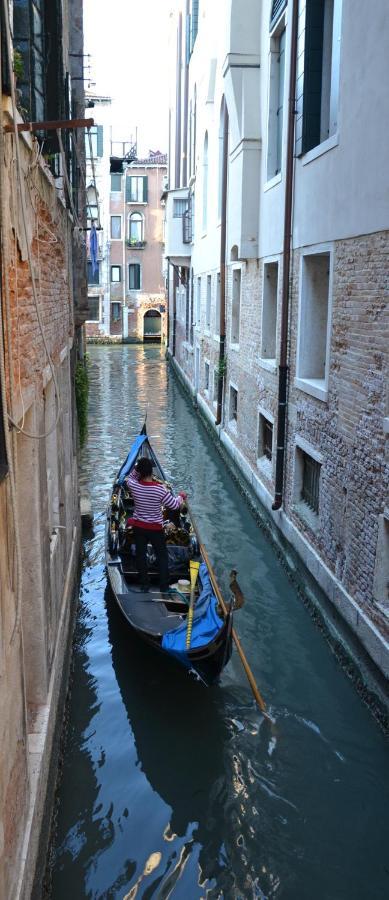 Castello 5888 C, Santa Marina, Calle Marcello, Loft Venice Luaran gambar